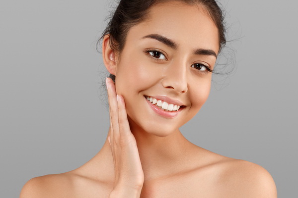 Your ultimate guide to glowing summer skin